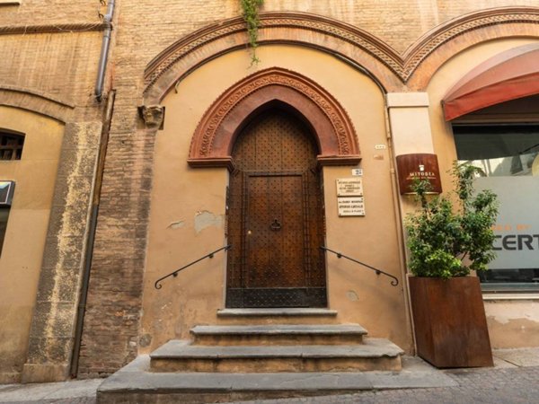 appartamento in vendita a Bologna in zona Centro Storico