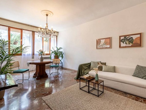appartamento in vendita a Bologna in zona San Vitale