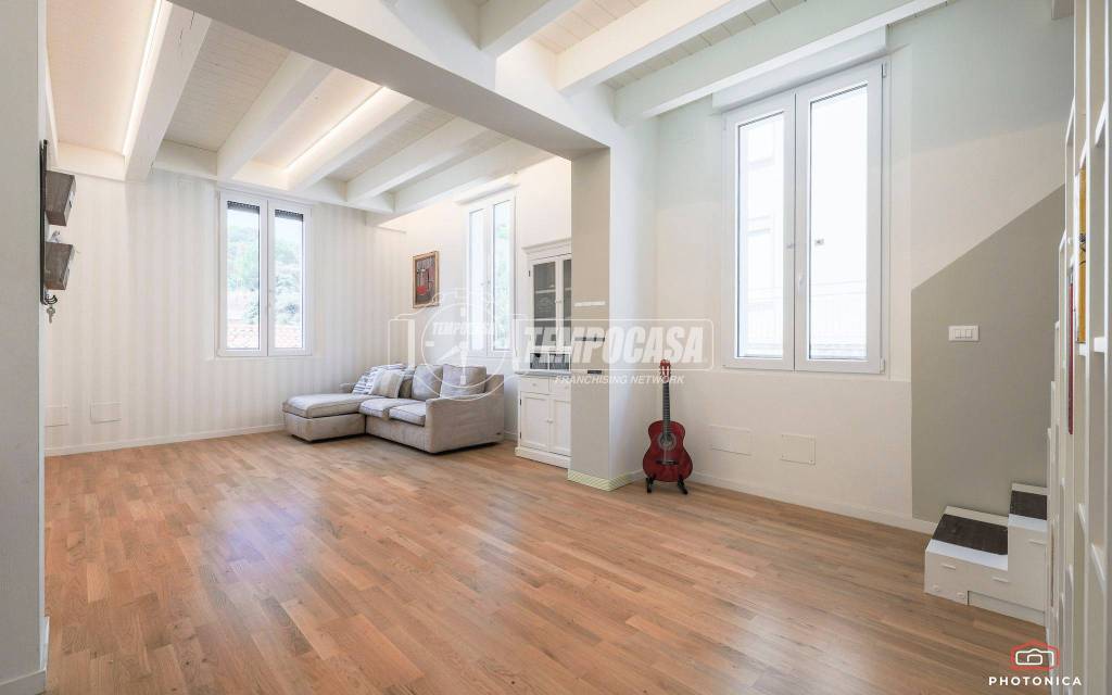 appartamento in vendita a Bologna in zona Santo Stefano