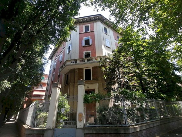 appartamento in vendita a Bologna
