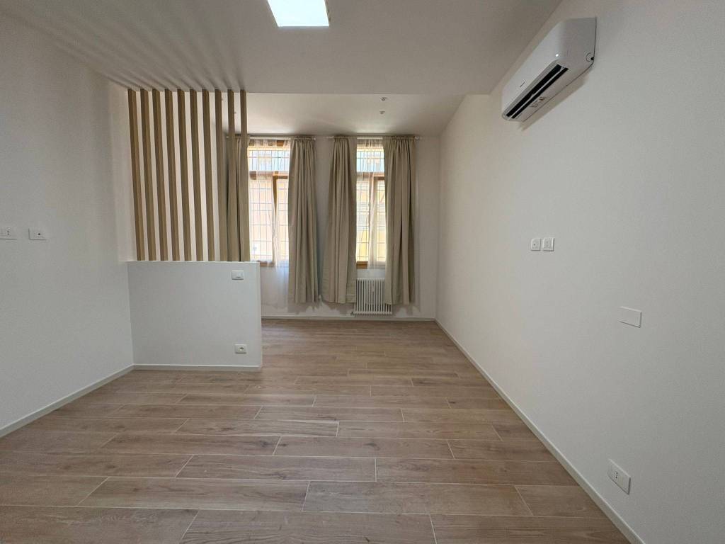 appartamento in vendita a Bologna in zona Saffi