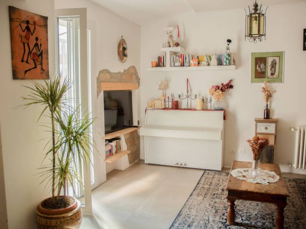 appartamento in vendita a Bologna in zona Santo Stefano