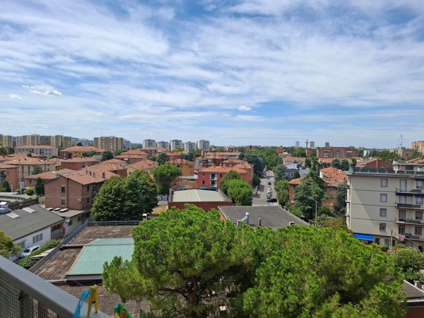 appartamento in vendita a Bologna in zona Reno