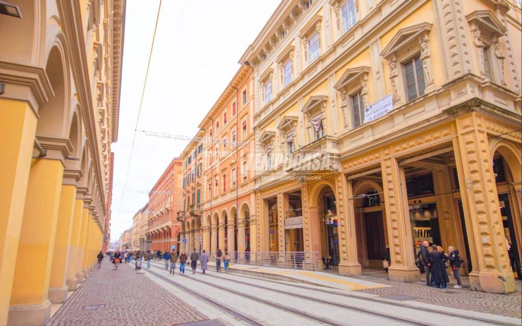 appartamento in vendita a Bologna in zona Centro Storico