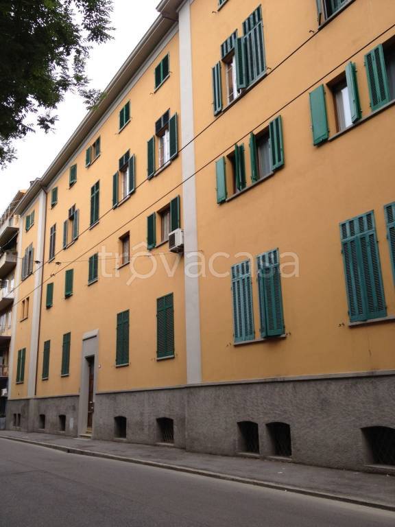 appartamento in vendita a Bologna in zona Saffi