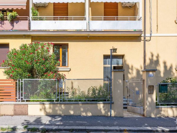 appartamento in vendita a Bologna in zona Saragozza