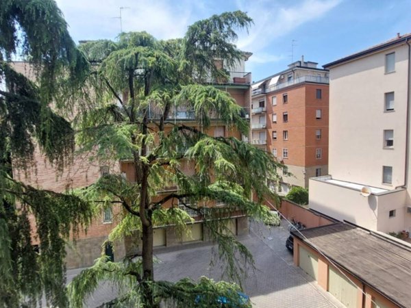 appartamento in vendita a Bologna in zona San Vitale