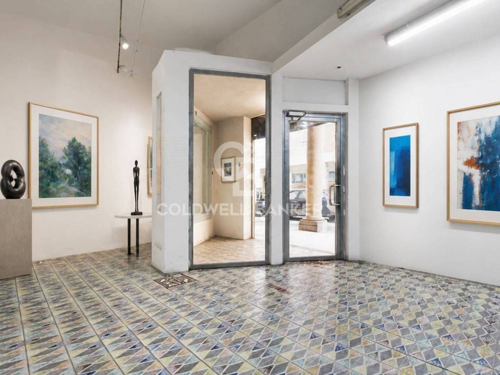 negozio in vendita a Bologna in zona Centro Storico