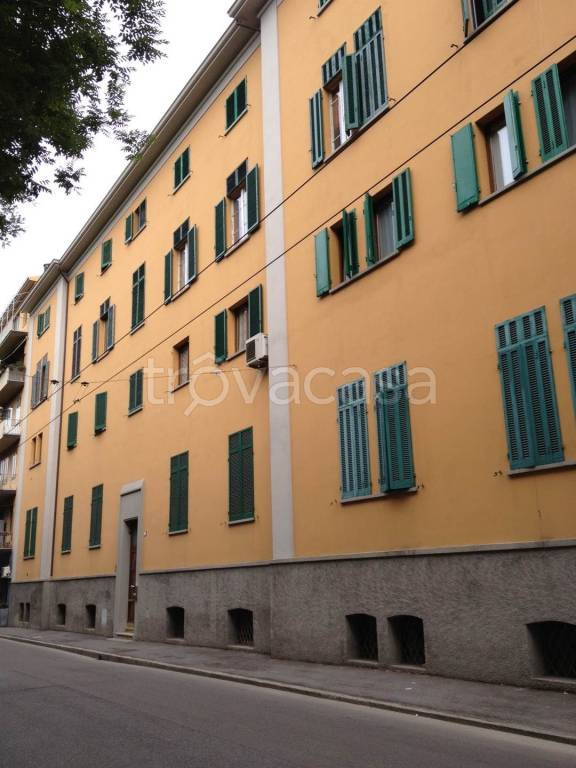 appartamento in vendita a Bologna in zona Saffi
