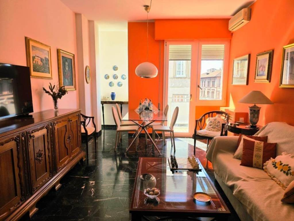 appartamento in vendita a Bologna in zona Quartiere Porto