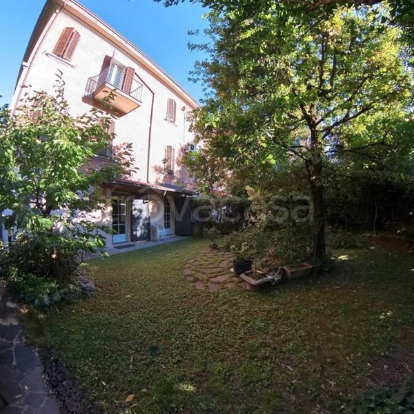 casa indipendente in vendita a Bologna in zona San Vitale