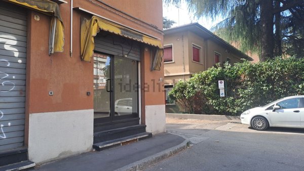 negozio in vendita a Bologna in zona Bolognina