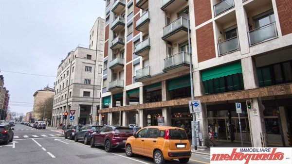 negozio in vendita a Bologna in zona Marconi