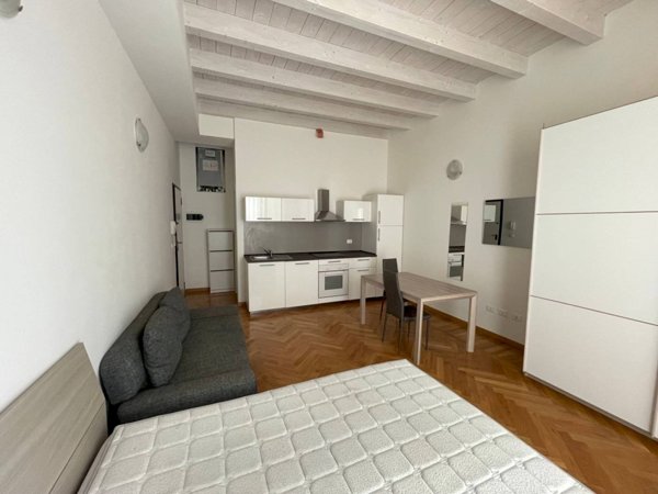 appartamento in vendita a Bologna in zona Santo Stefano