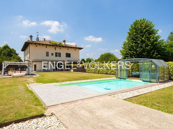 casa indipendente in vendita a Bologna in zona Dozza