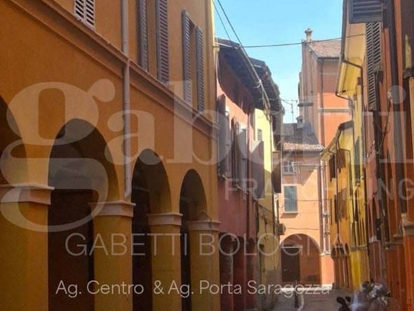 appartamento in vendita a Bologna in zona San Vitale