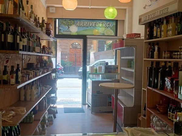 negozio in vendita a Bologna in zona Saffi