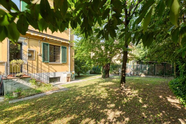 casa indipendente in vendita a Bologna in zona Bolognina