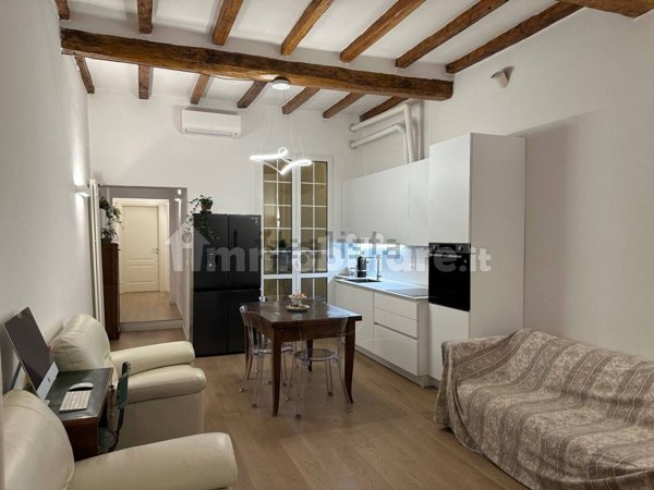 appartamento in vendita a Bologna in zona Santo Stefano