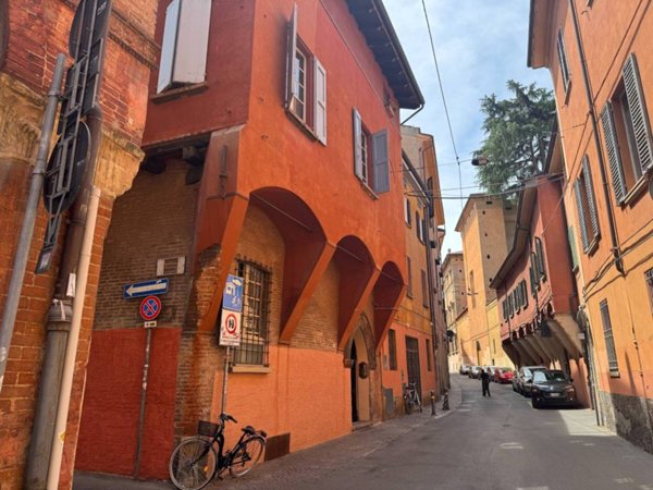 appartamento in vendita a Bologna in zona Irnerio