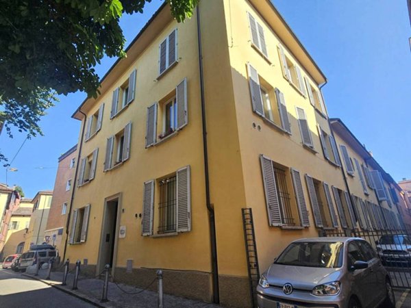 casa indipendente in vendita a Bologna in zona Centro Storico