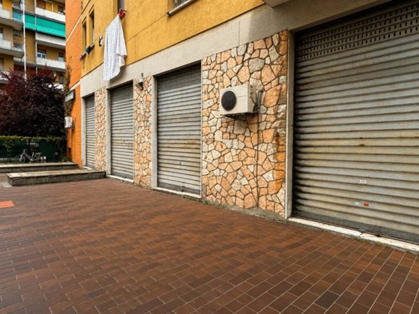 ufficio in vendita a Bologna in zona San Donato