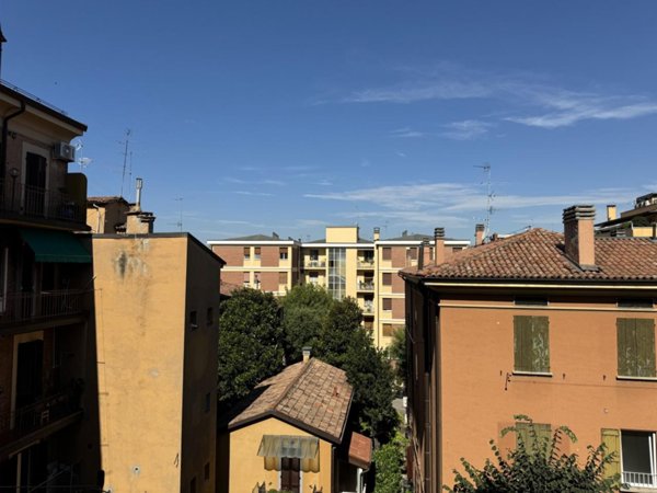 appartamento in vendita a Bologna in zona Andrea Costa
