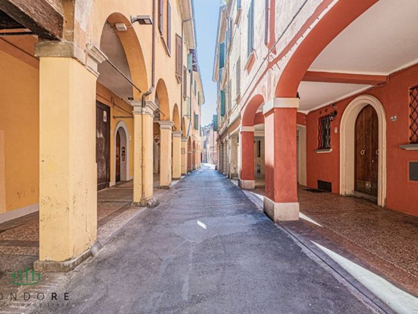 appartamento in vendita a Bologna in zona Centro Storico