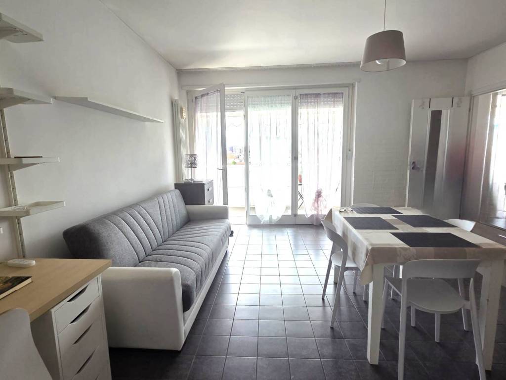 appartamento in vendita a Bologna in zona Saffi