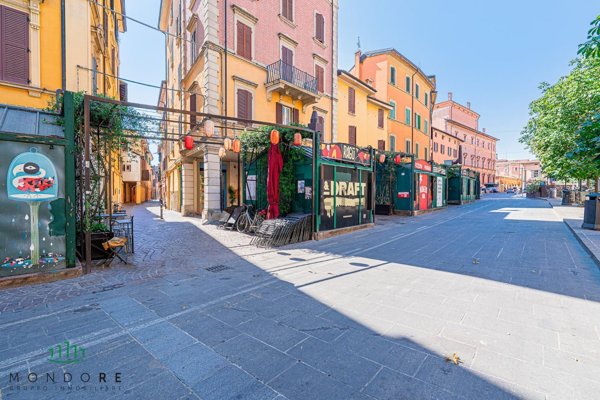 ufficio in vendita a Bologna in zona San Vitale