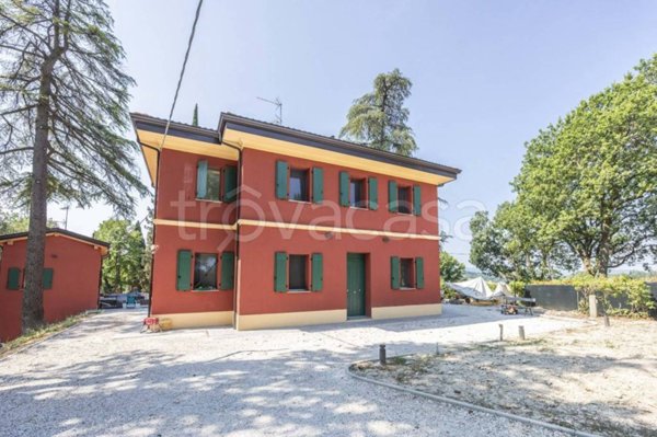 casa indipendente in vendita a Bologna in zona Colli