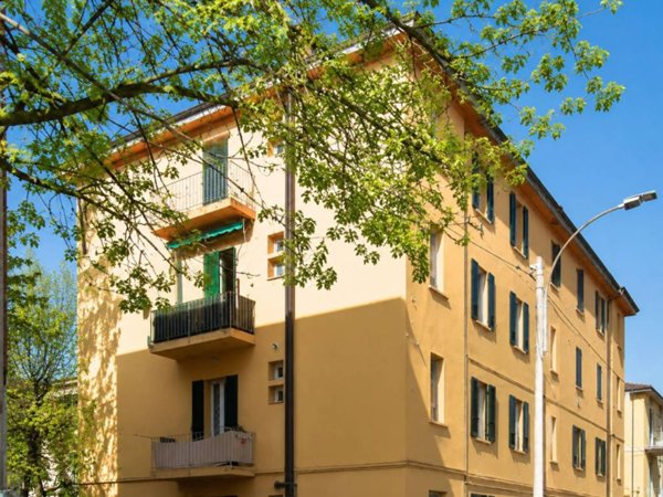 appartamento in vendita a Bologna in zona Reno