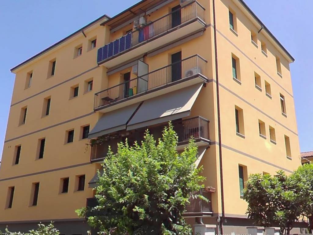 appartamento in vendita a Bologna in zona Saragozza