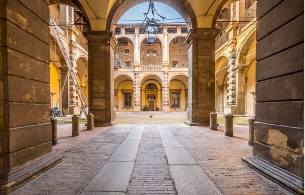 appartamento in vendita a Bologna in zona San Vitale