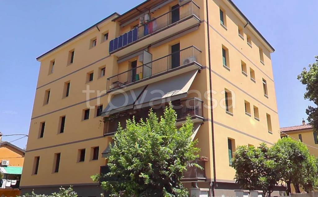 appartamento in vendita a Bologna in zona Saragozza