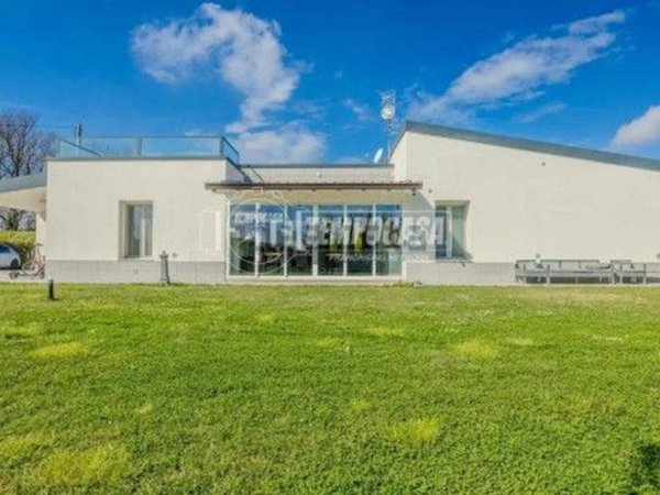 casa indipendente in vendita a Bologna in zona Centro Storico