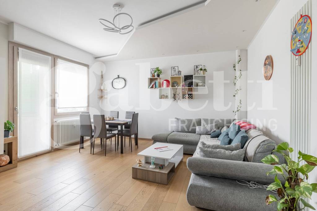 appartamento in vendita a Bologna in zona Mazzini