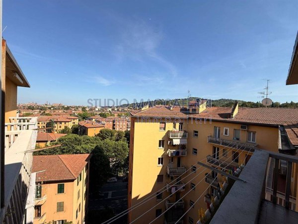 appartamento in vendita a Bologna in zona Saragozza