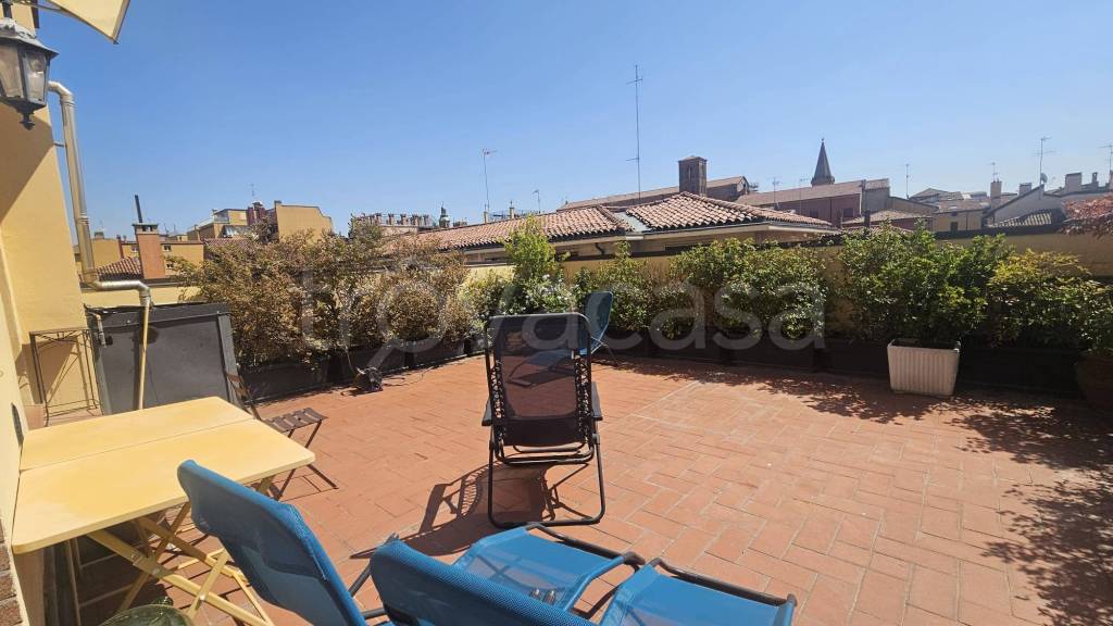 appartamento in vendita a Bologna in zona Centro Storico