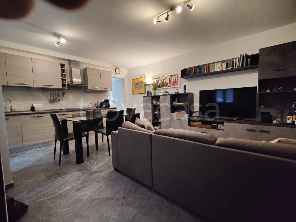 appartamento in vendita a Bologna in zona Santo Stefano