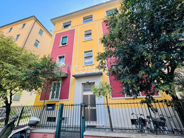 appartamento in vendita a Bologna in zona Saffi