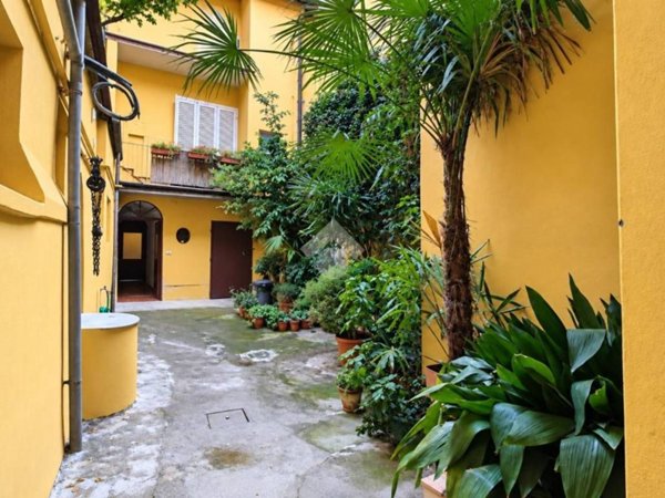 appartamento in vendita a Bologna in zona Santo Stefano