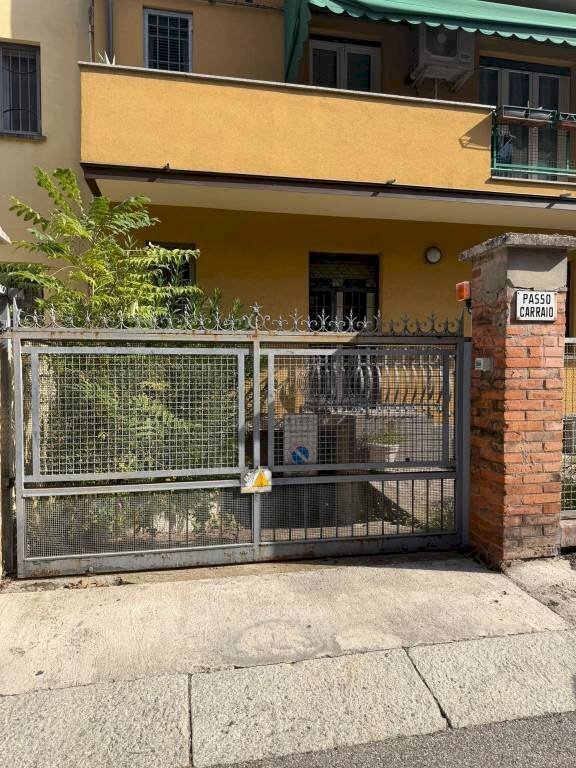 appartamento in vendita a Bologna in zona Santa Viola