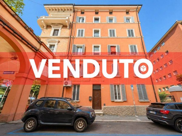 appartamento in vendita a Bologna in zona Saragozza