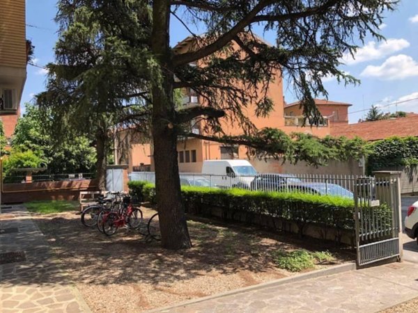 appartamento in vendita a Bologna in zona Santa Viola