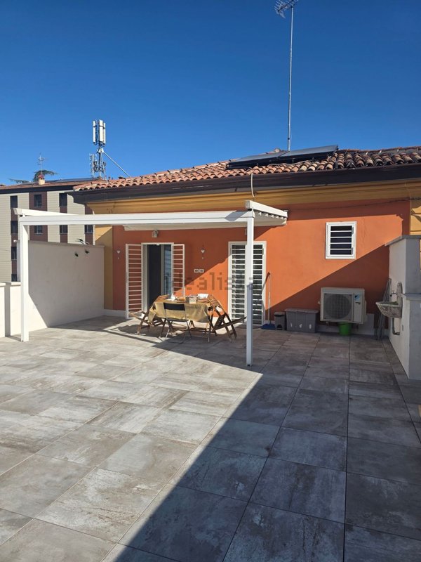 appartamento in vendita a Bologna in zona Santa Viola