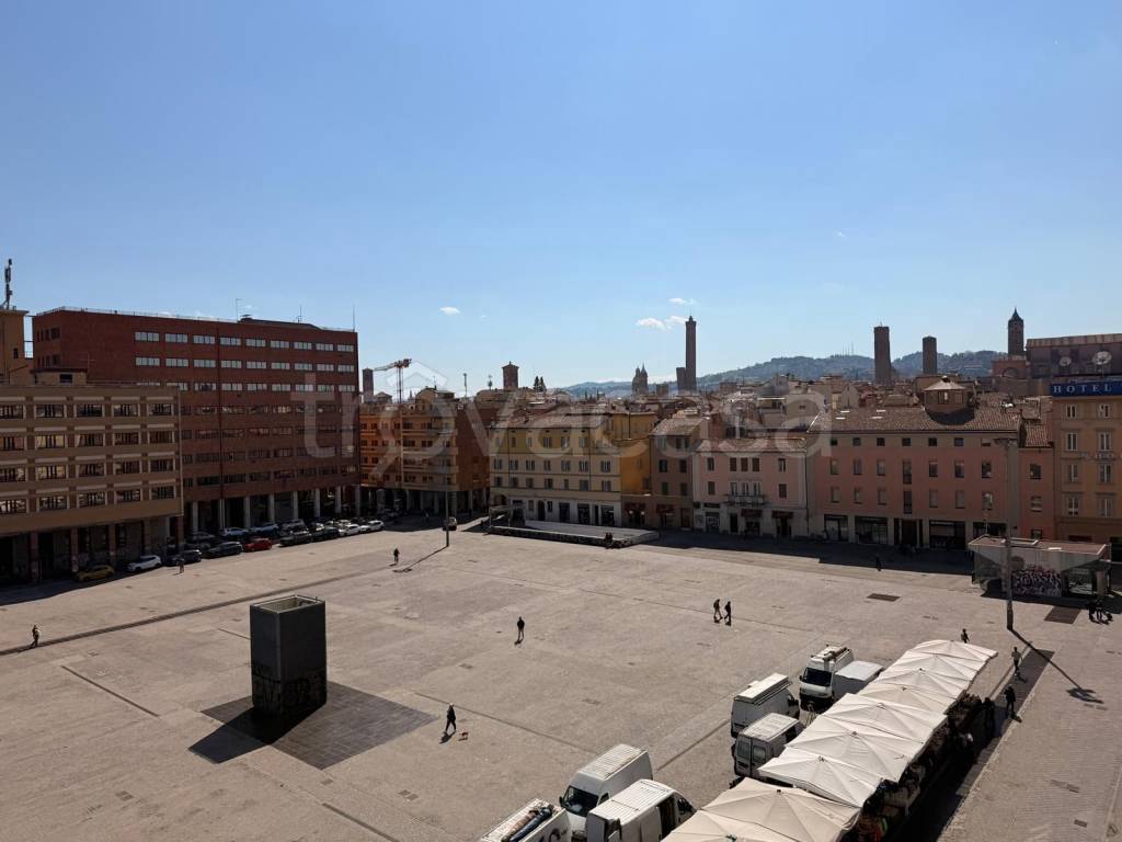 appartamento in vendita a Bologna in zona Centro Storico