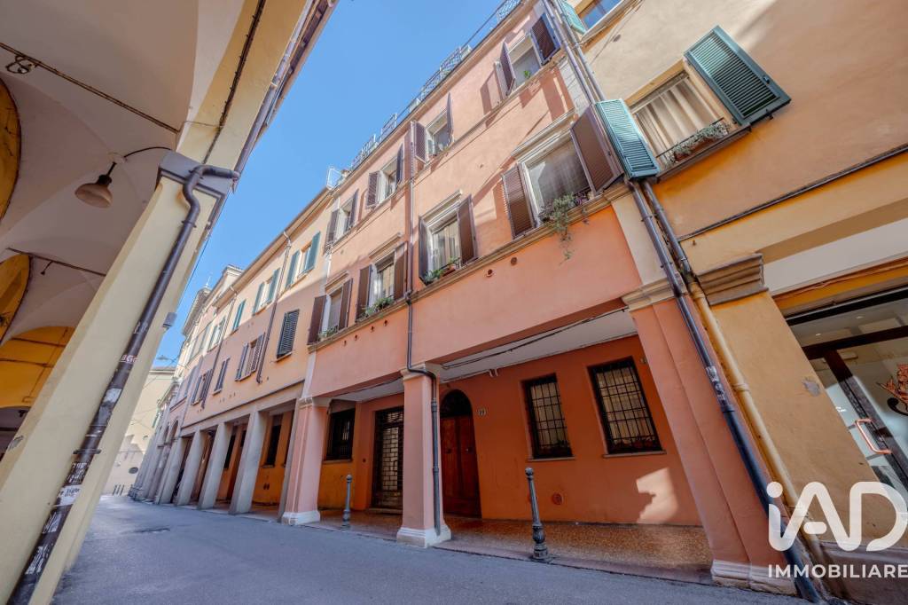 appartamento in vendita a Bologna in zona Centro Storico