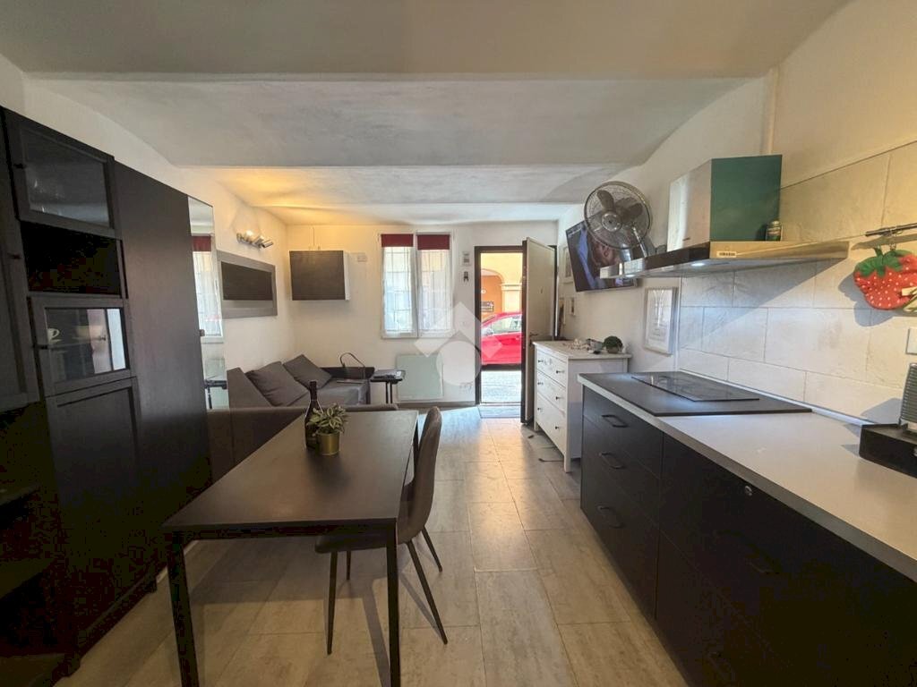 appartamento in vendita a Bologna in zona Centro Storico