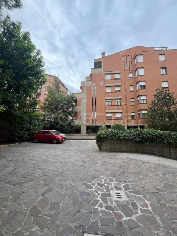 appartamento in vendita a Bologna in zona San Vitale